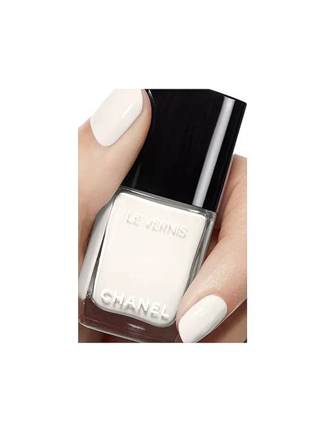 chanel weiss|Chanel Weiss .